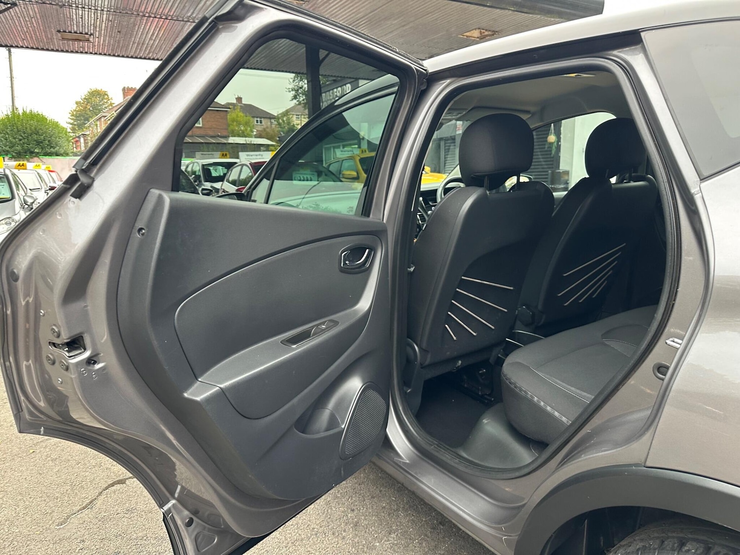 Used Renault Captur 2014 for sale - 76199785: Photo 32
