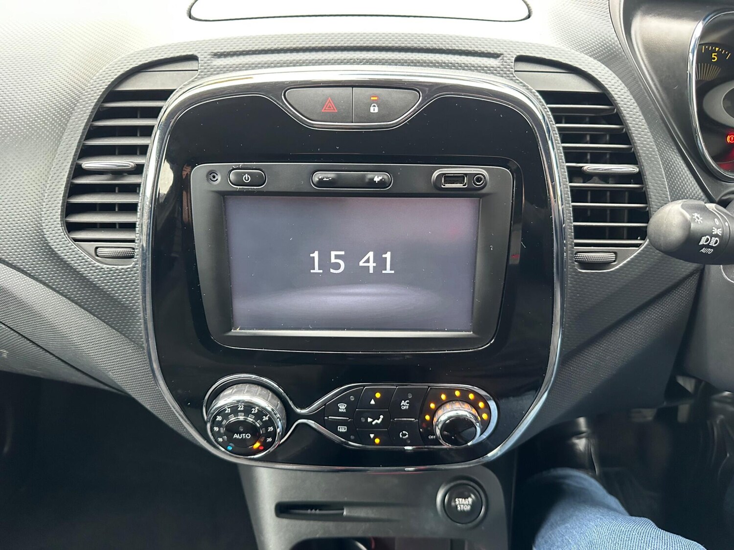 Used Renault Captur 2014 for sale - 76199785: Photo 33