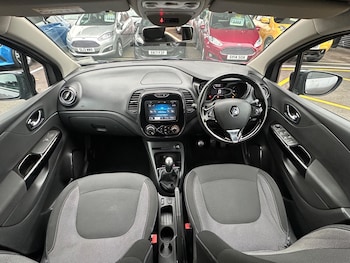 Used Renault Captur 2014 for sale - 76199785: Photo