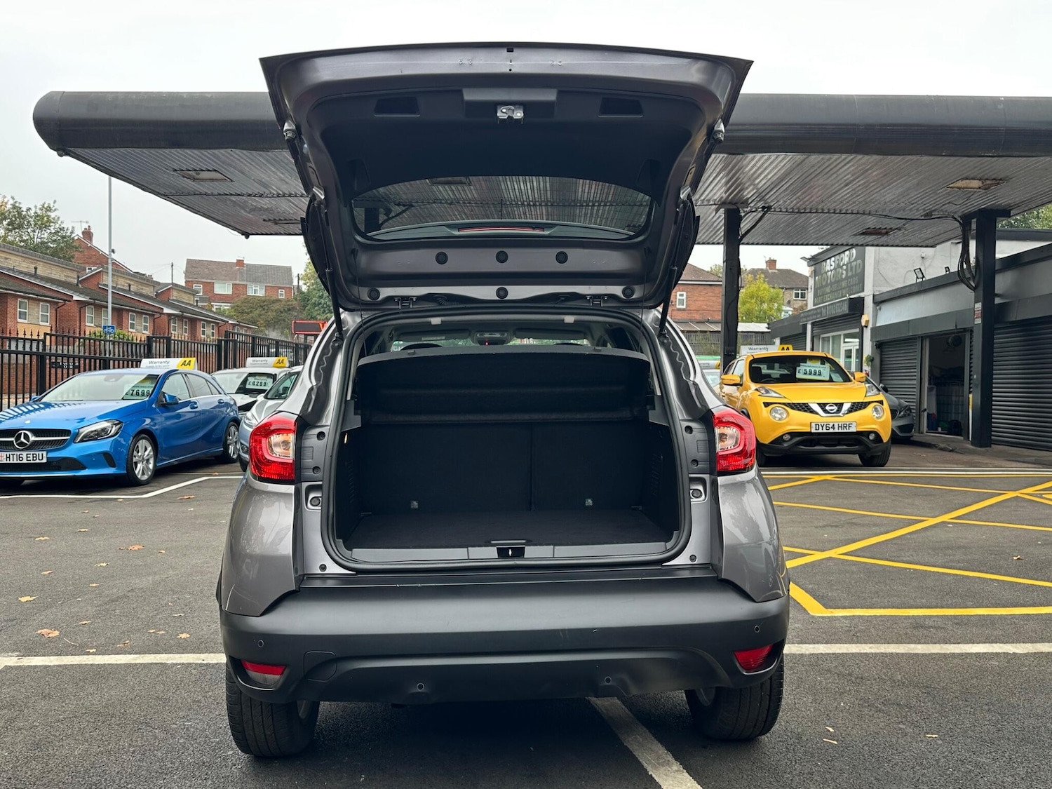Used Renault Captur 2014 for sale - 76199785: Photo 53