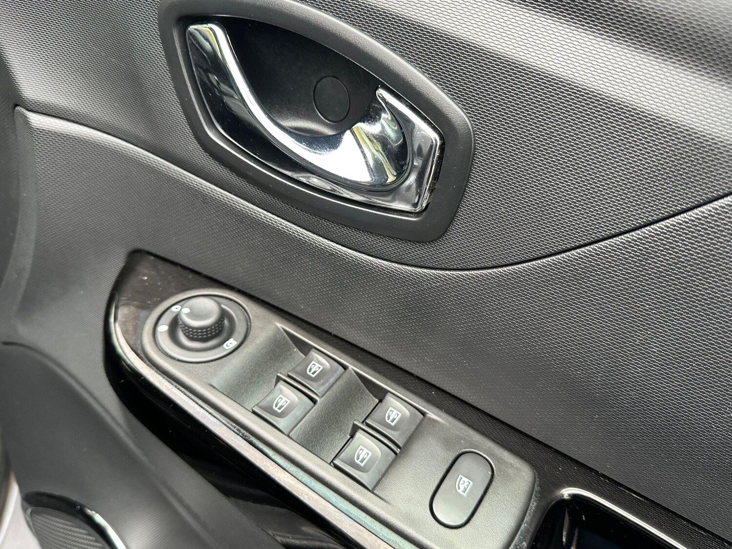 Used Renault Captur 2014 for sale - 76199785: Photo 63