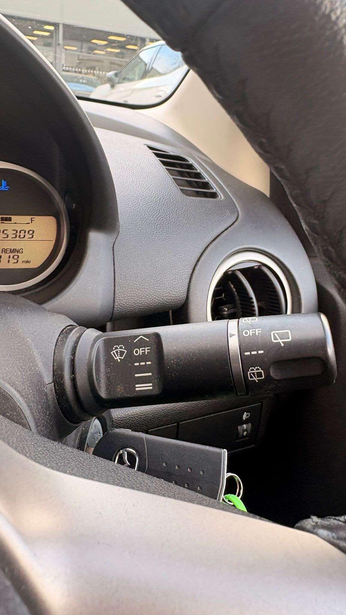 Used Mazda Mazda2 for sale - 77784217: Photo 10