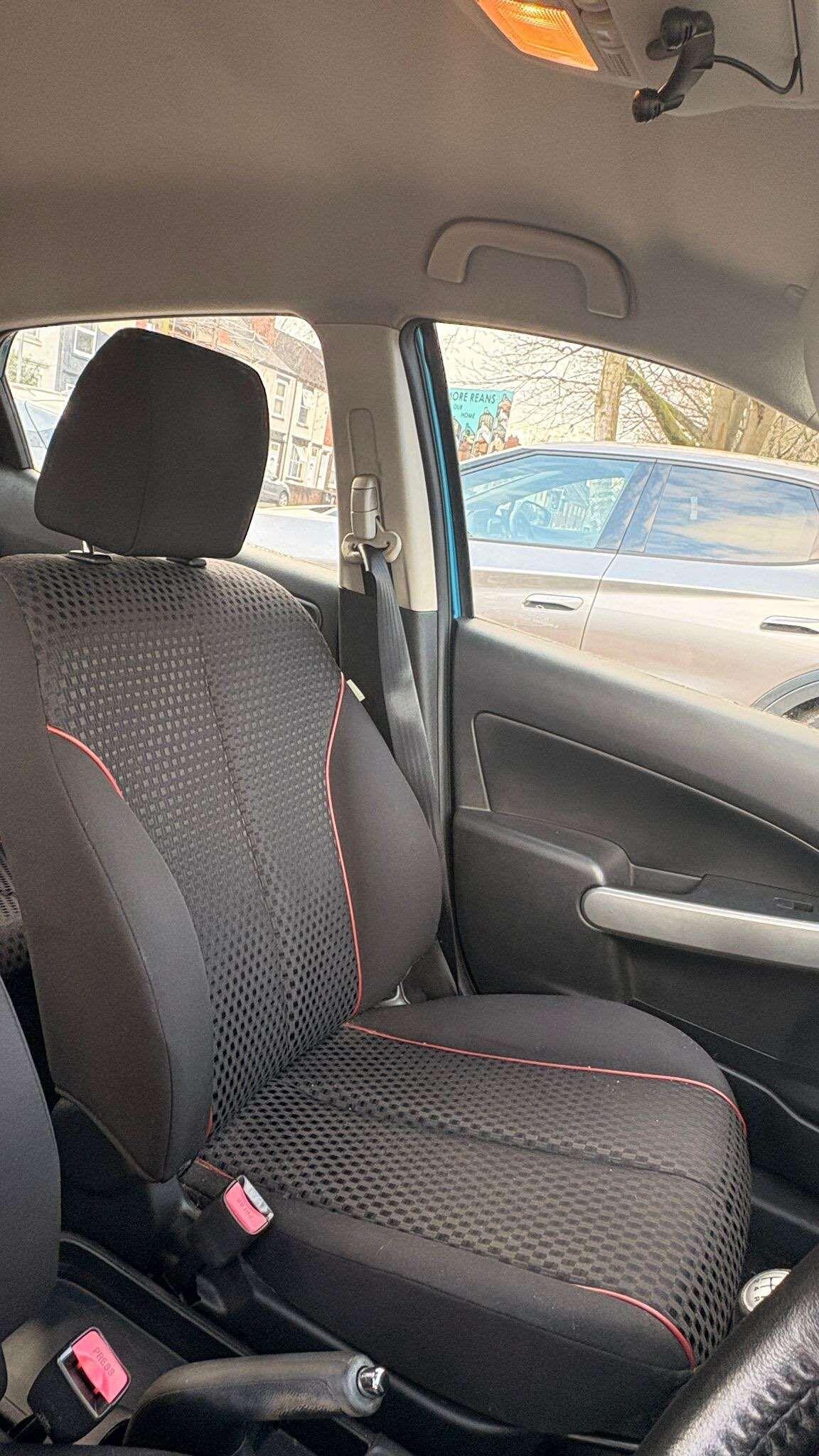 Used Mazda Mazda2 for sale - 77784217: Photo 6