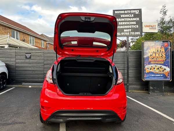 Used Ford Fiesta 2016 for sale - 75543916: Photo 26