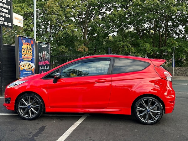 Used Ford Fiesta 2016 for sale - 75543916: Photo 2