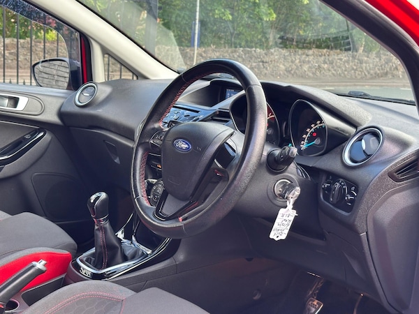 Used Ford Fiesta 2016 for sale - 75543916: Photo 37