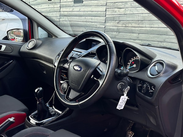 Used Ford Fiesta 2016 for sale - 75543916: Photo 49