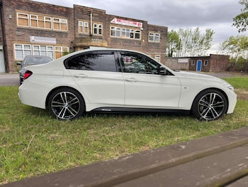 (17) - 3.0 335d M Sport Saloon 4dr Diesel Auto xDrive Euro 6 (s/s) (313 ps)