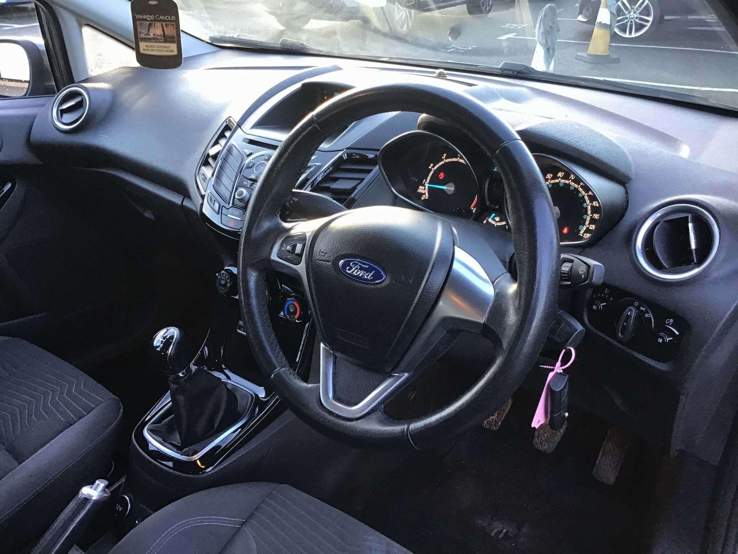 Used Ford Fiesta 2015 for sale - 77320543: Photo 6