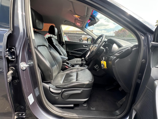 Used Hyundai Santa Fe 2012 for sale - 75540076: Photo 18