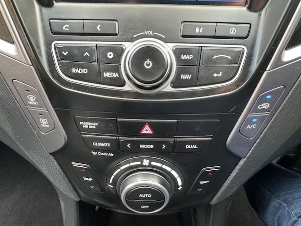 Used Hyundai Santa Fe 2012 for sale - 75540076: Photo 34