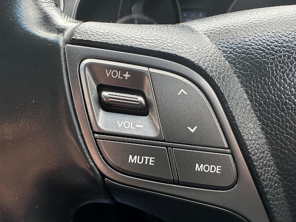 Used Hyundai Santa Fe 2012 for sale - 75540076: Photo 50