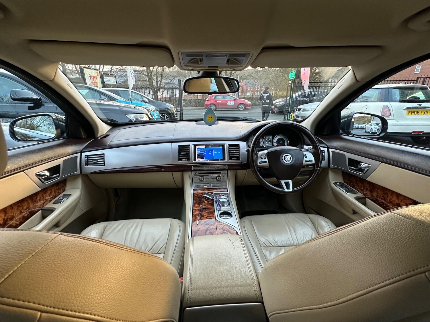 Used Jaguar XF 2010 for sale - 76995942: Photo 24