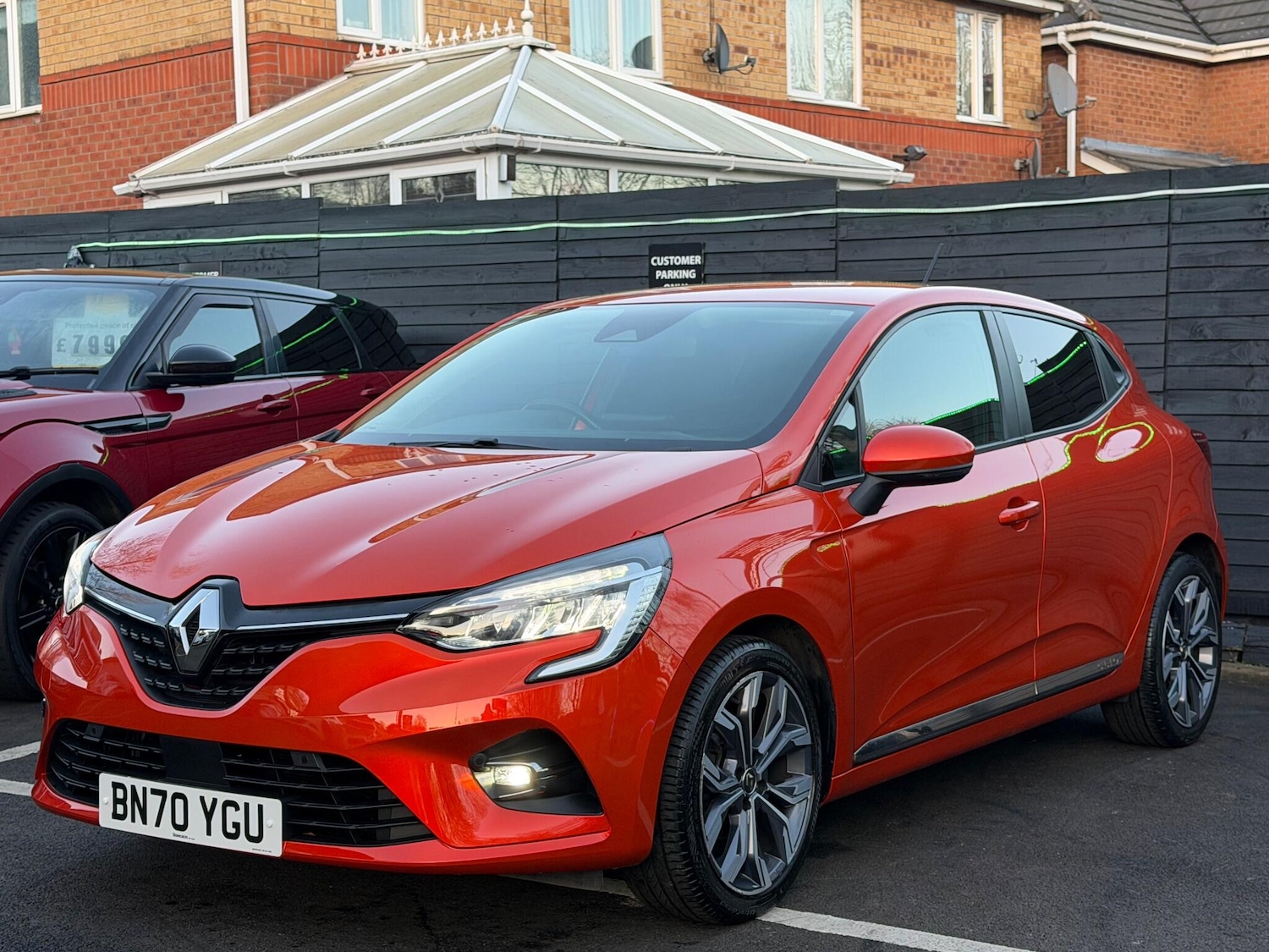 Used Renault Clio 2020 for sale - 76990542: Photo 11