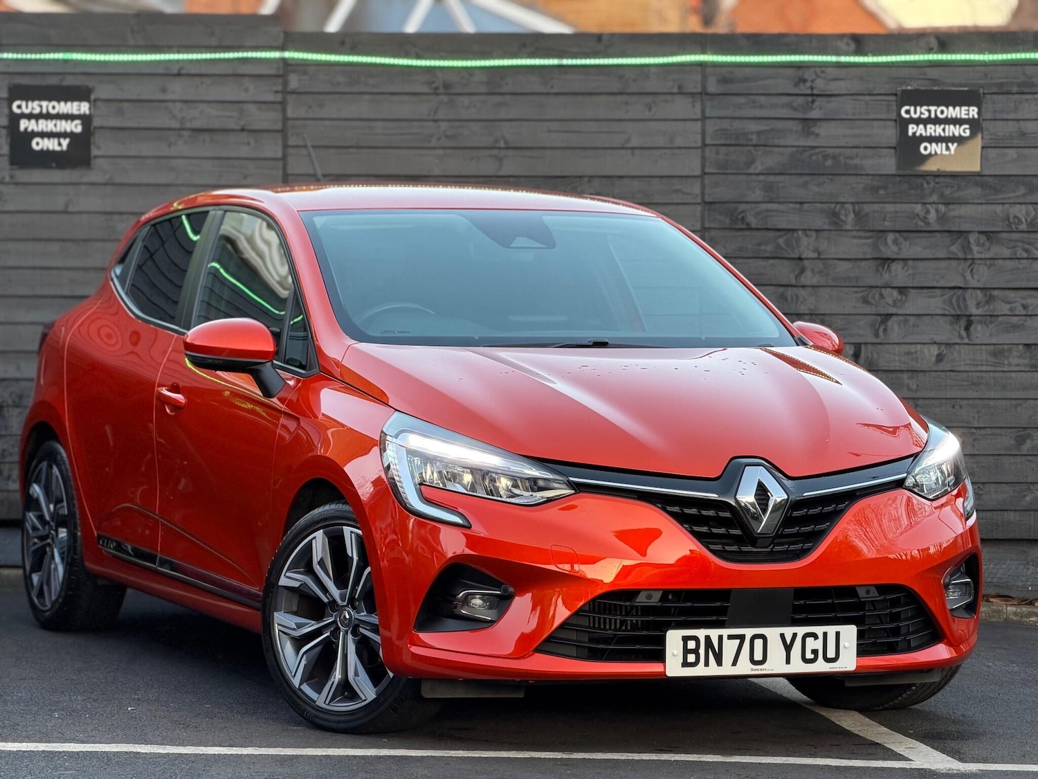 Used Renault Clio 2020 for sale - 76990542: Photo 21