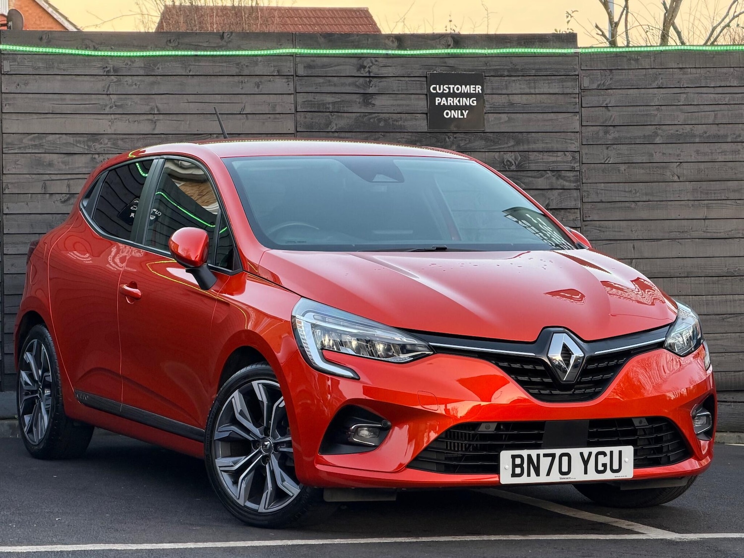 Used Renault Clio 2020 for sale - 76990542: Photo 25