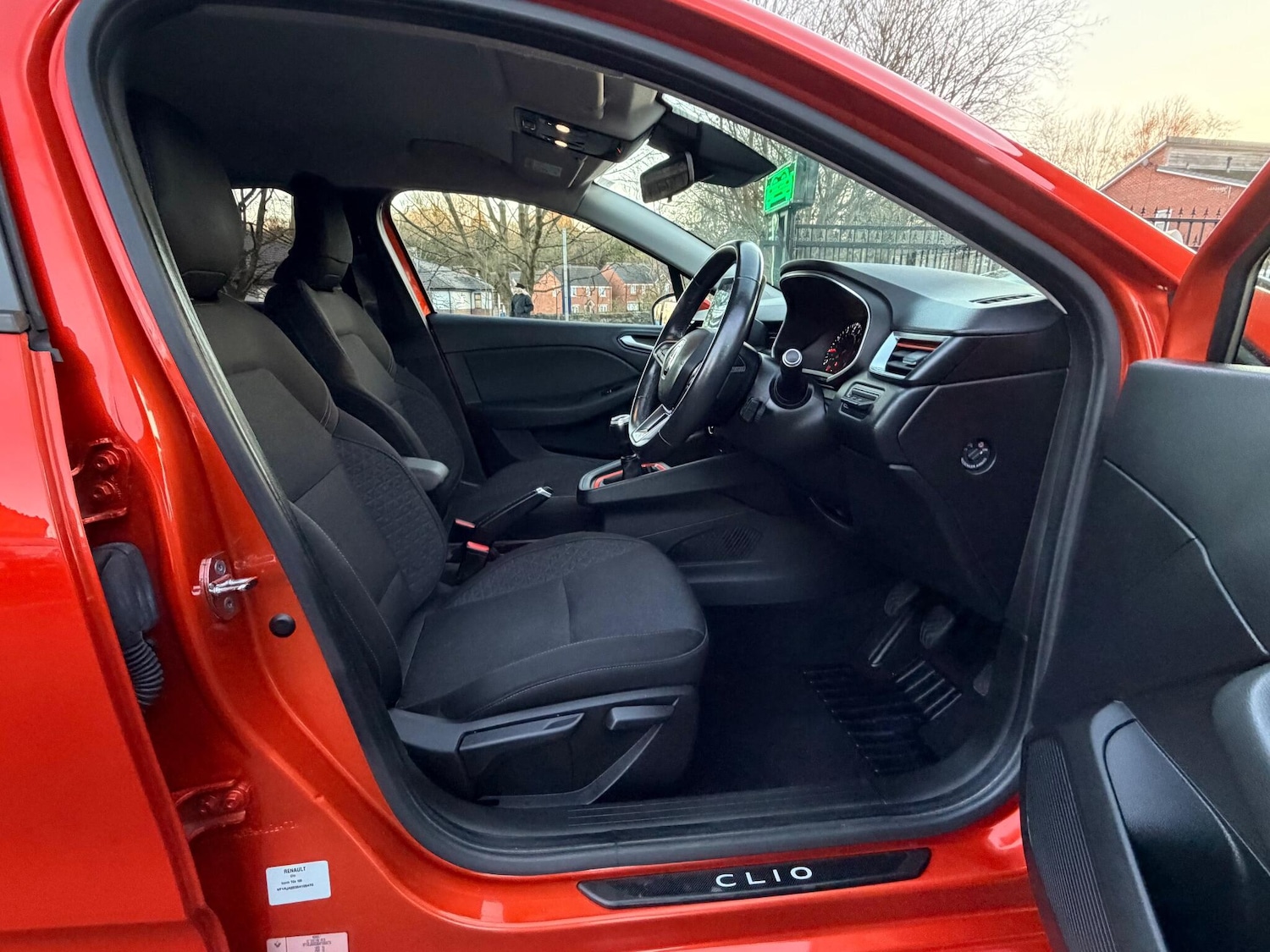 Used Renault Clio 2020 for sale - 76990542: Photo 29