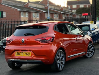 Used Renault Clio 2020 for sale - 76990542: Photo