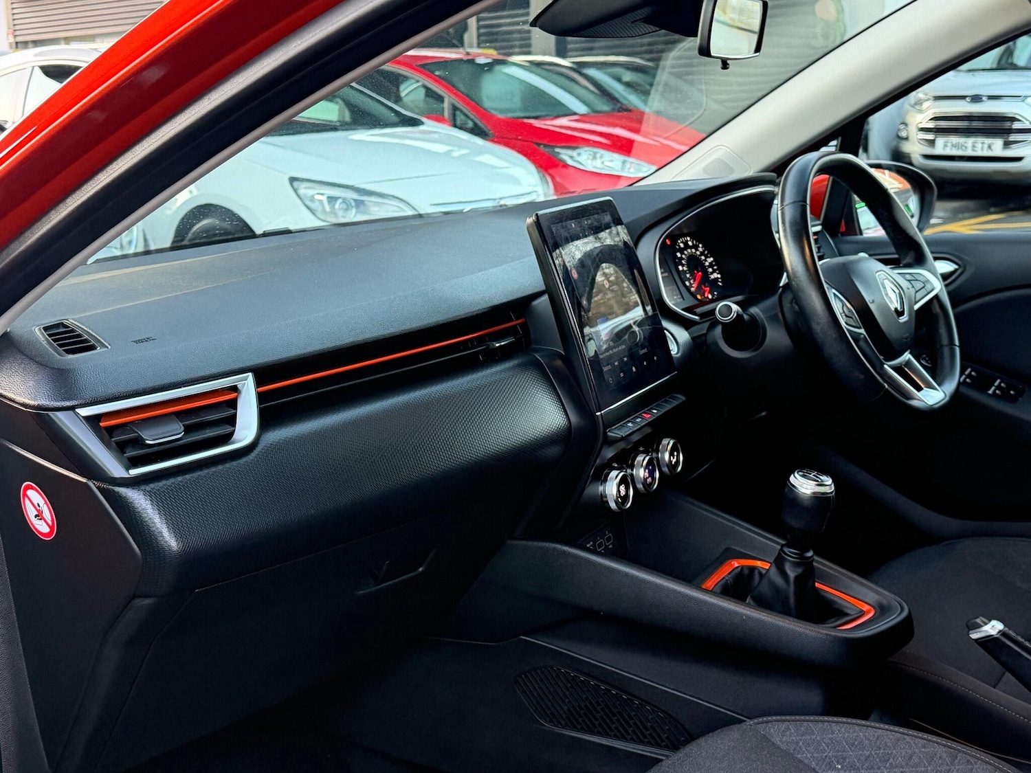 Used Renault Clio 2020 for sale - 76990542: Photo 35