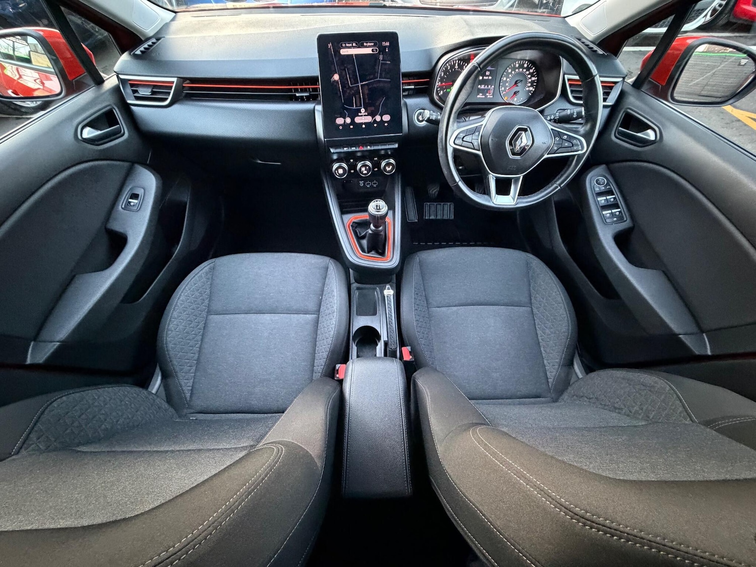 Used Renault Clio 2020 for sale - 76990542: Photo 4