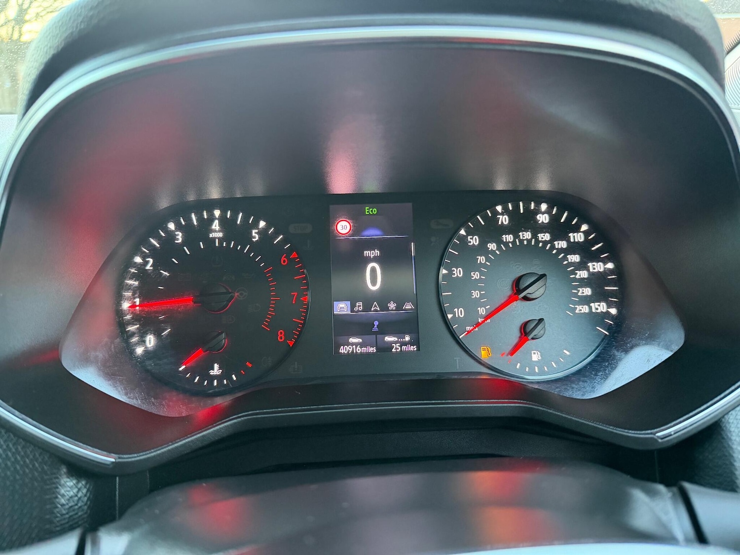 Used Renault Clio 2020 for sale - 76990542: Photo 60