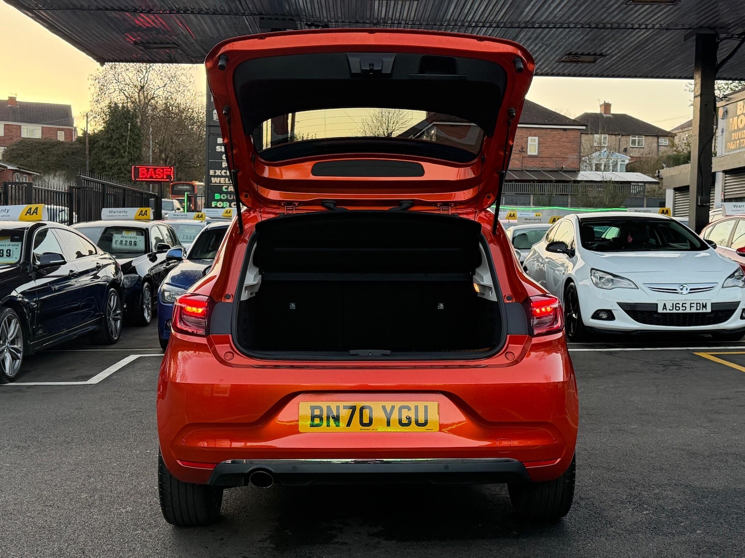 Used Renault Clio 2020 for sale - 76990542: Photo 62