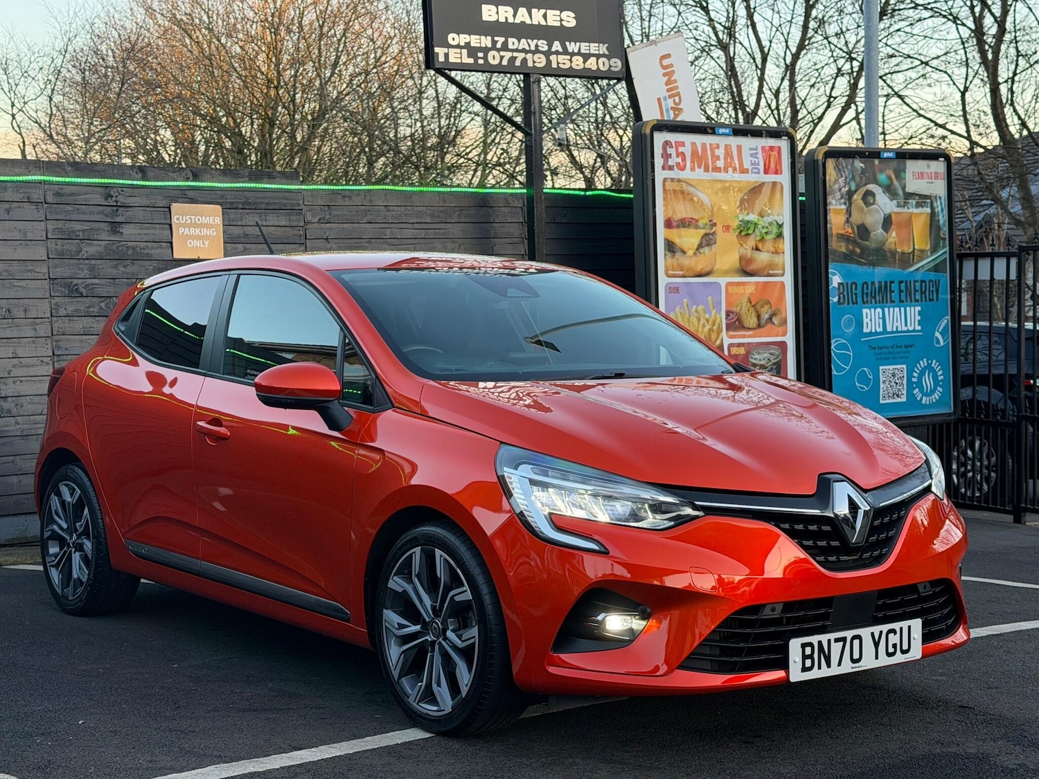 Used Renault Clio 2020 for sale - 76990542: Photo 9