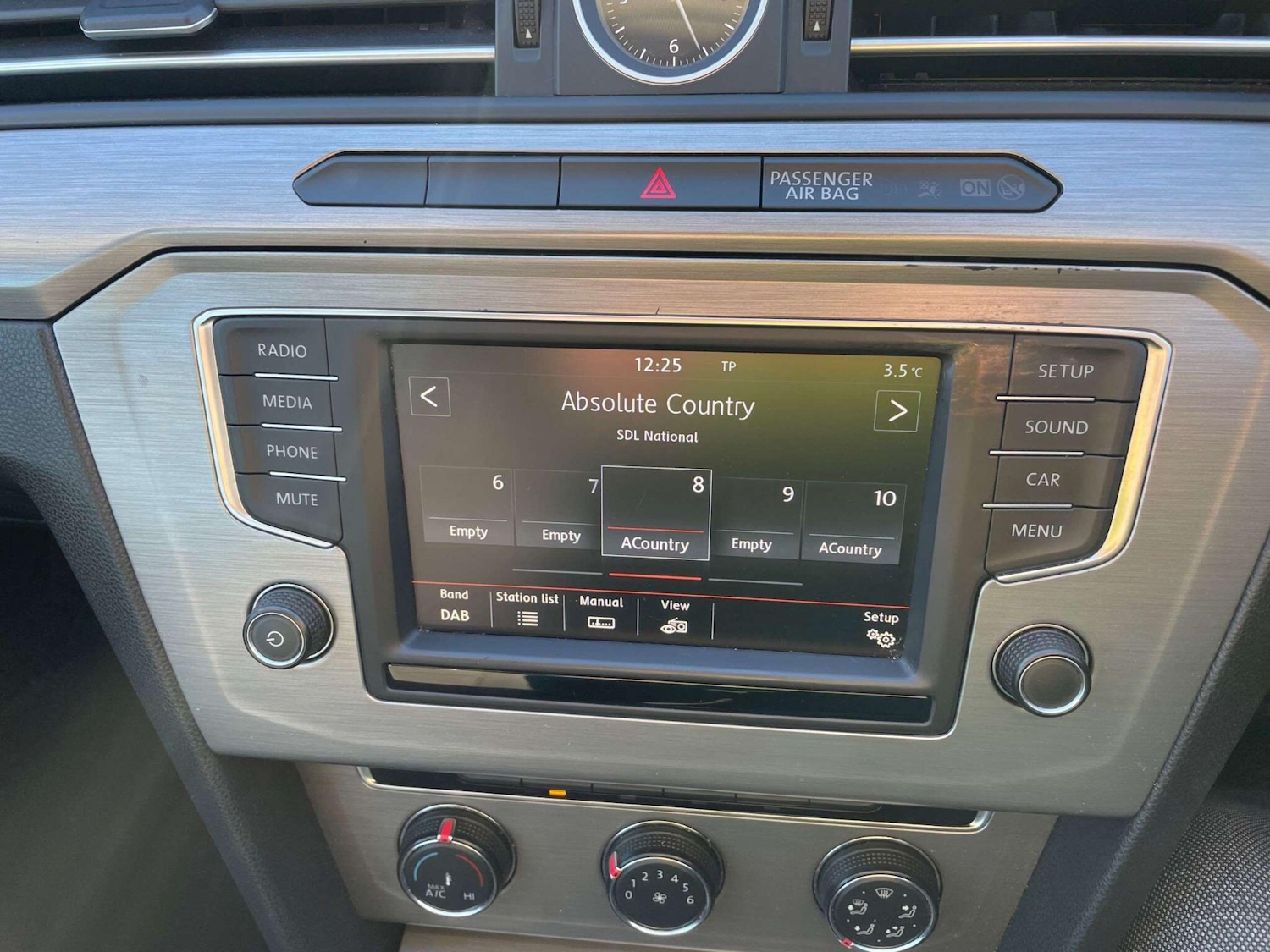 Used Volkswagen Passat 2015 for sale - 77142958: Photo 11