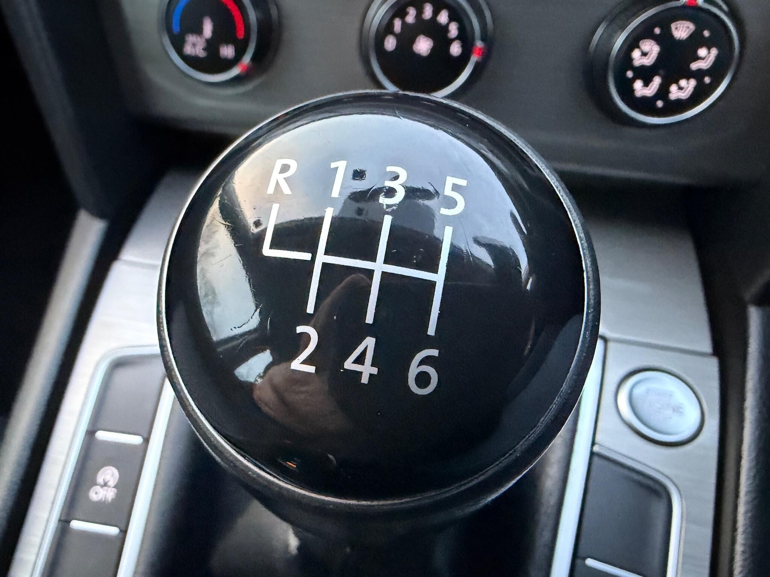 Used Volkswagen Passat 2015 for sale - 77142958: Photo 32