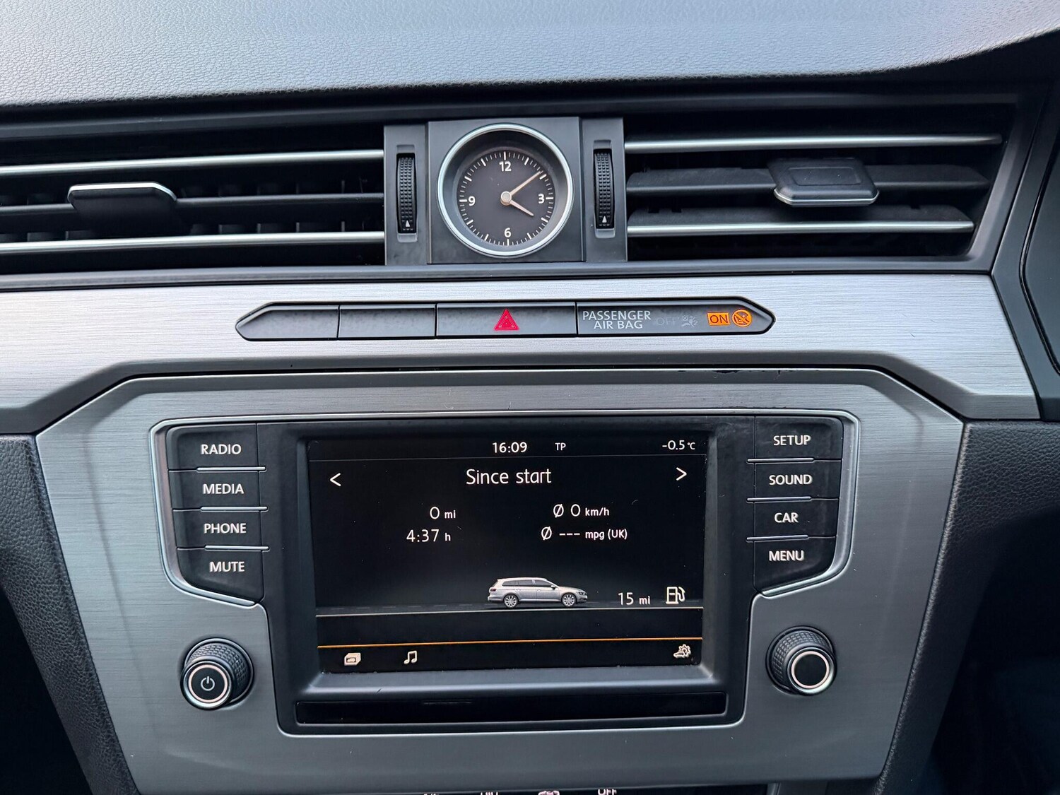 Used Volkswagen Passat 2015 for sale - 77142958: Photo 55