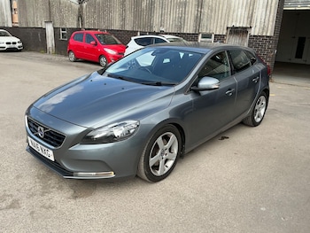 Used Volvo V40 2016 for sale - 78822556: Photo