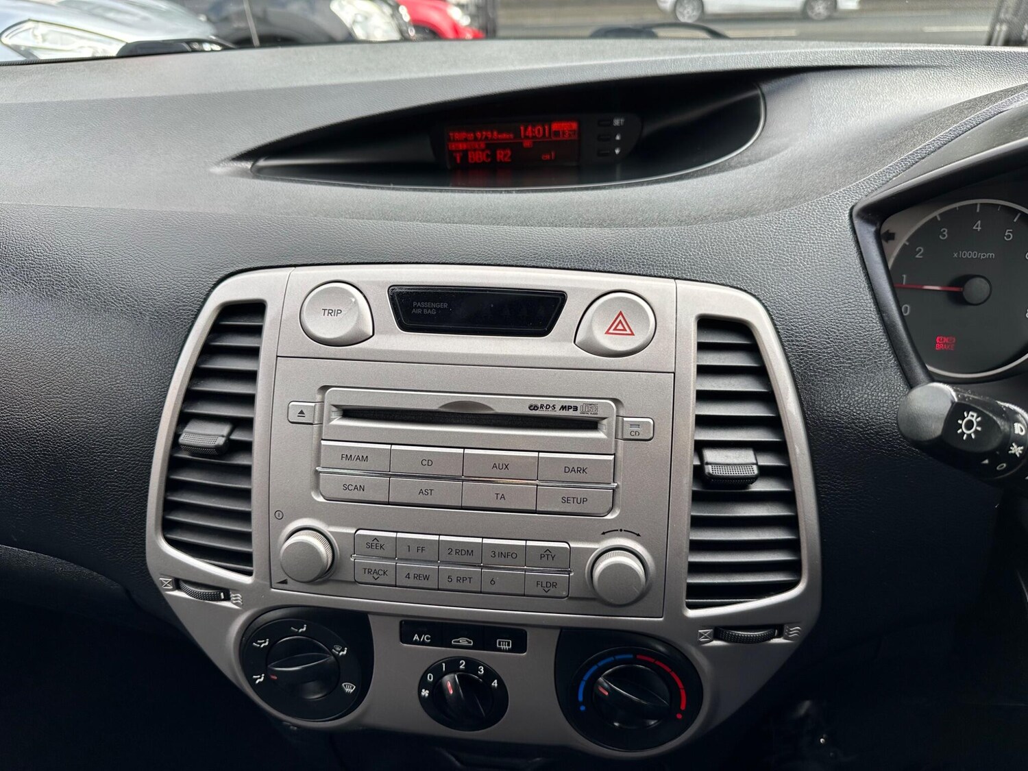 Used Hyundai i20 2009 for sale - 77637846: Photo 56