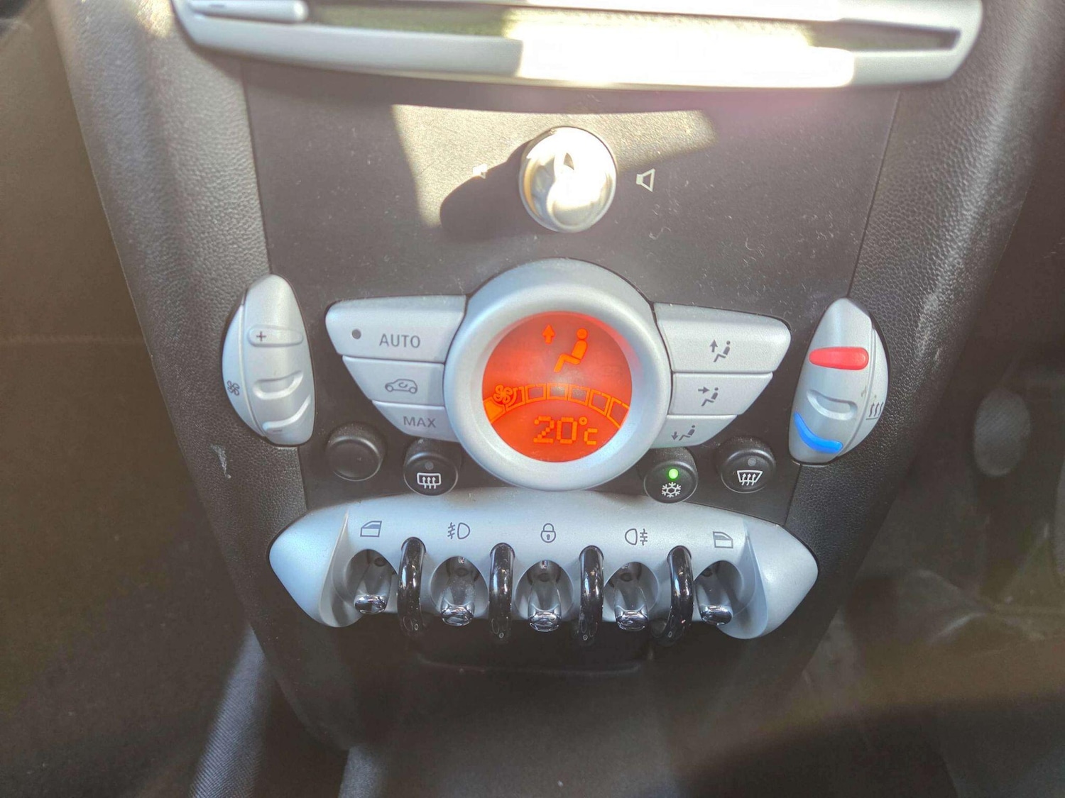 Used MINI Hatch 2010 for sale - 77376658: Photo 10