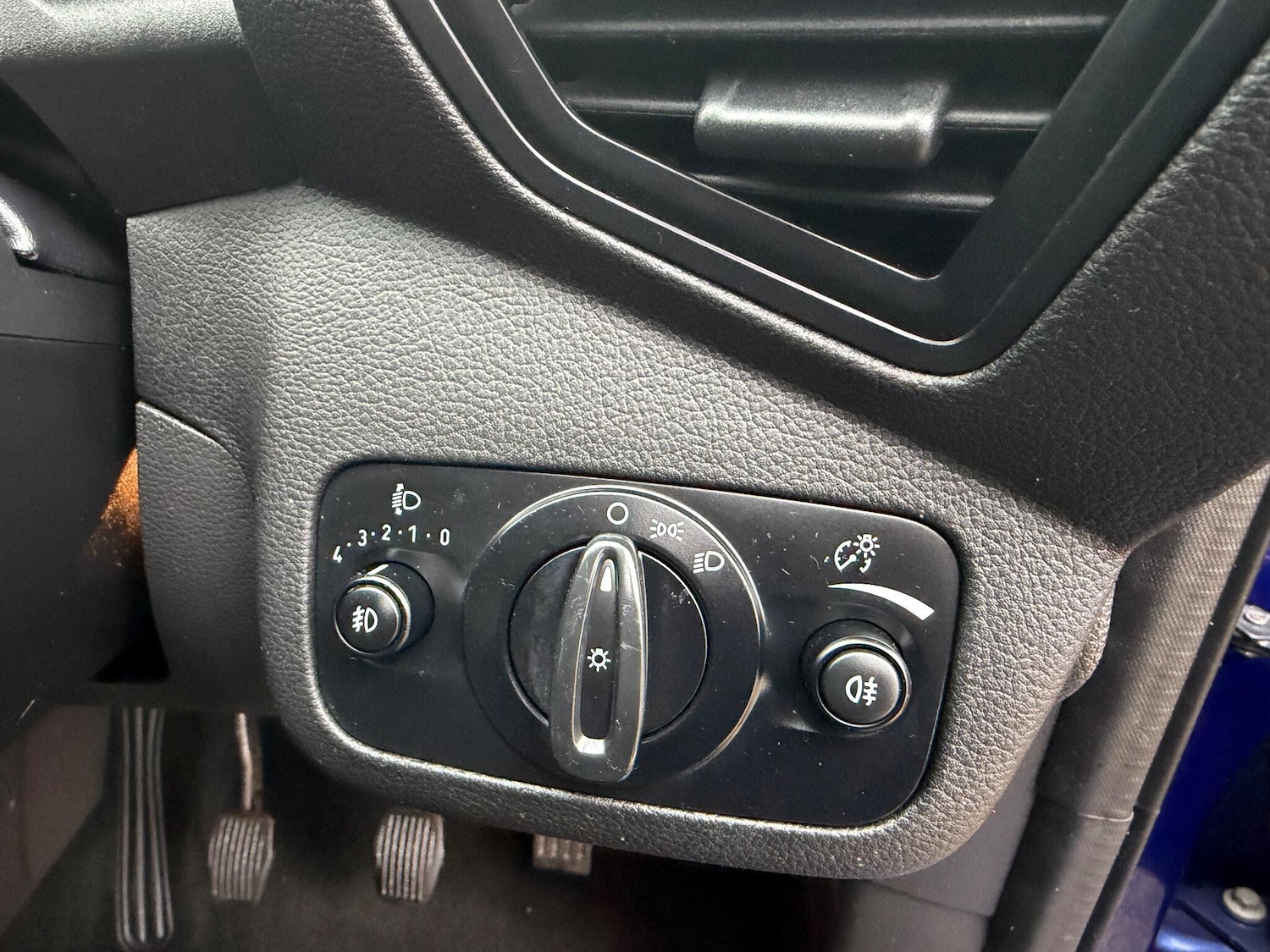 Used Ford Kuga 2018 for sale - 76592200: Photo 34