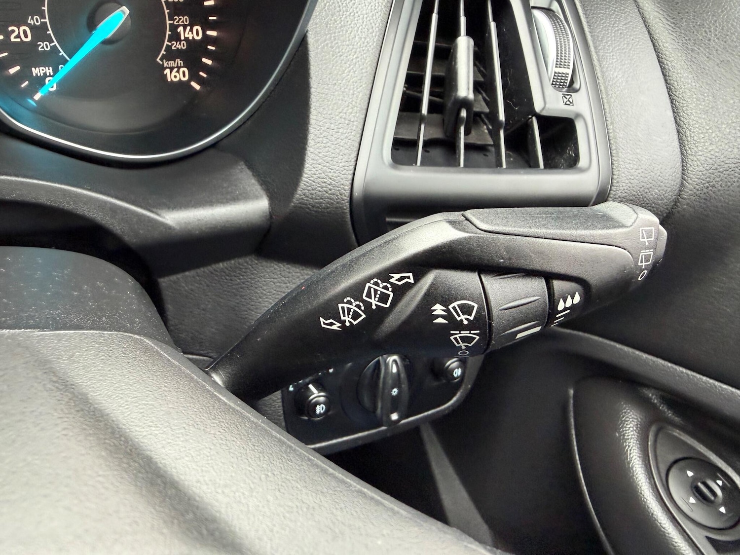 Used Ford Kuga 2018 for sale - 76592200: Photo 36