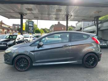 Used Ford Fiesta 2016 for sale - 74989985: Photo