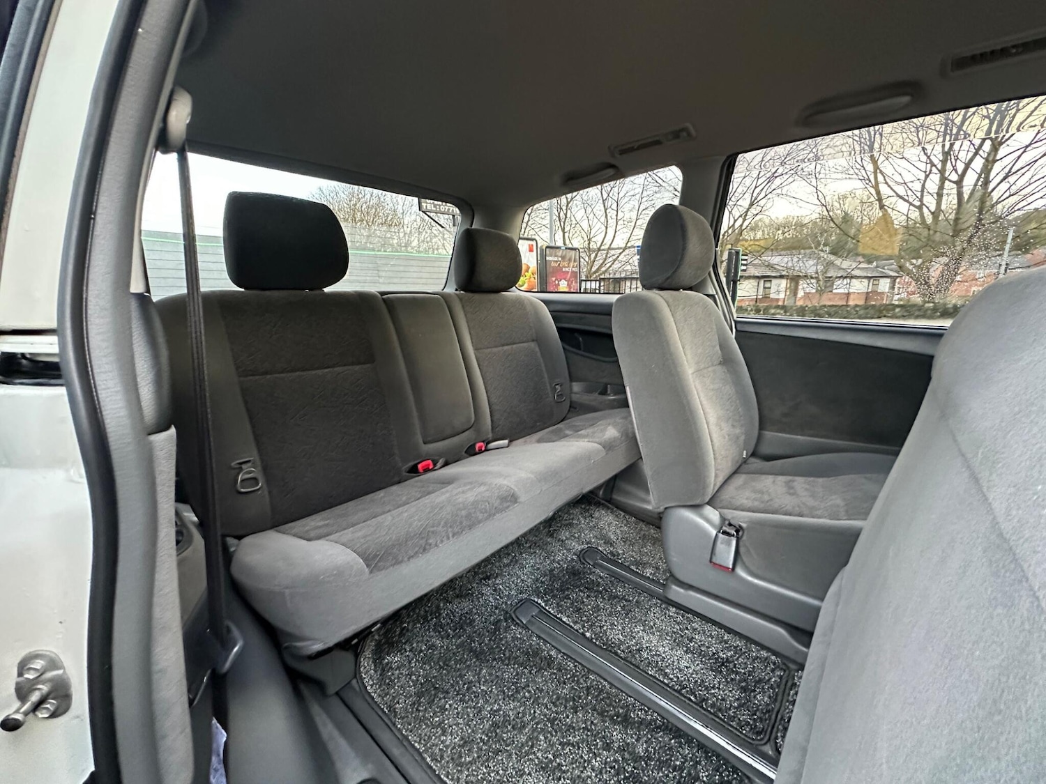 Used Toyota Estima 2017 for sale - 76771800: Photo 14