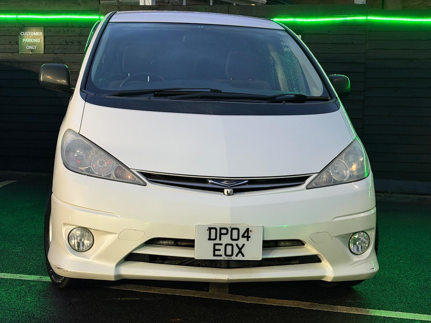 Used Toyota Estima 2017 for sale - 76771800: Photo 15