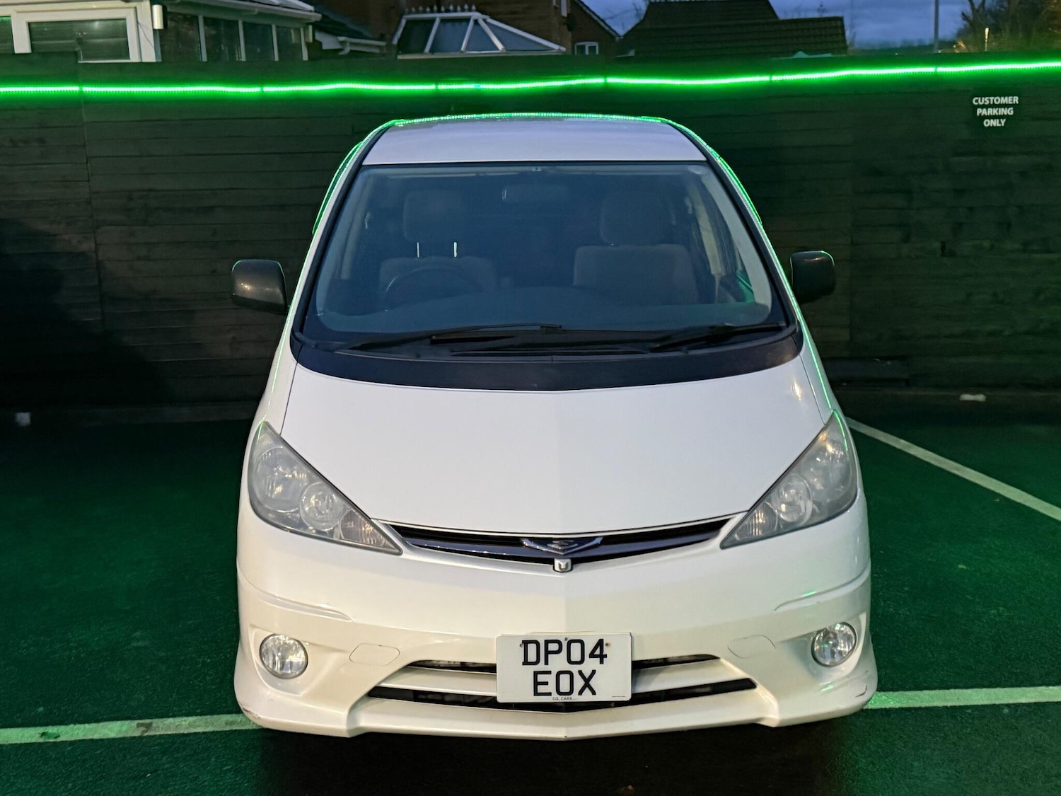 Used Toyota Estima 2017 for sale - 76771800: Photo 17