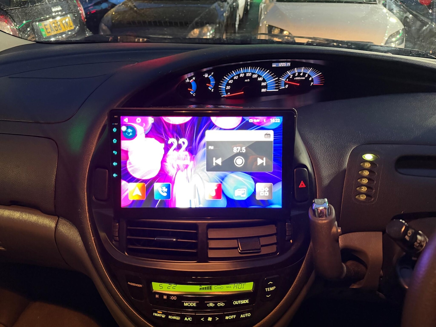 Used Toyota Estima 2017 for sale - 76771800: Photo 31