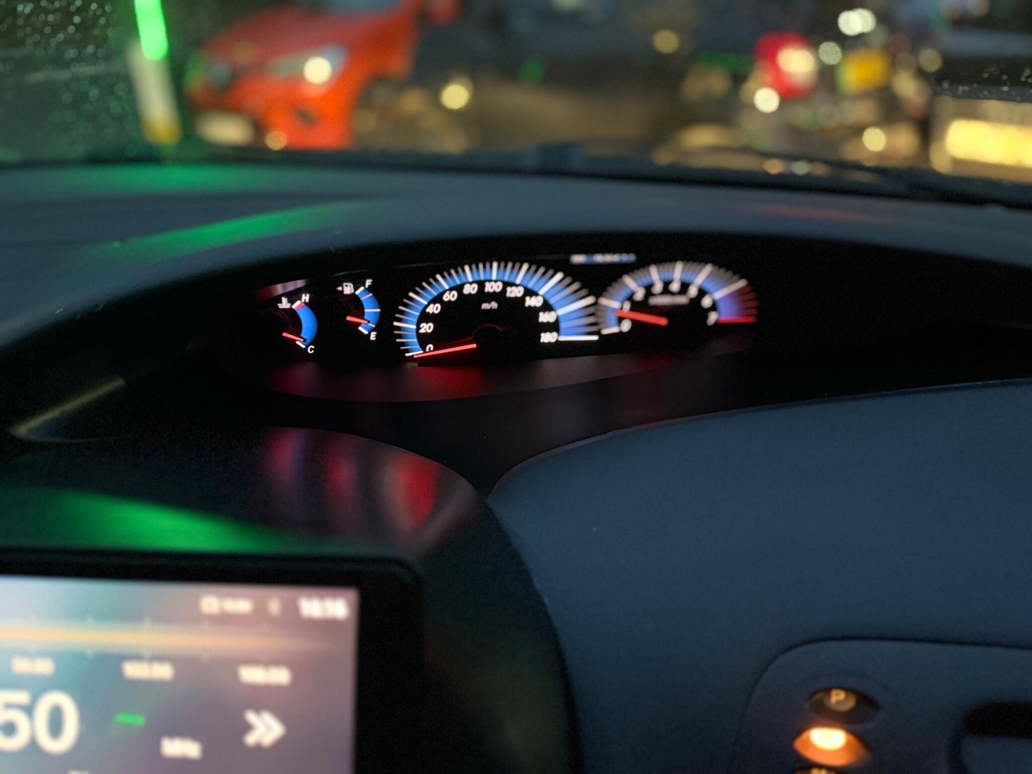 Used Toyota Estima 2017 for sale - 76771800: Photo 34