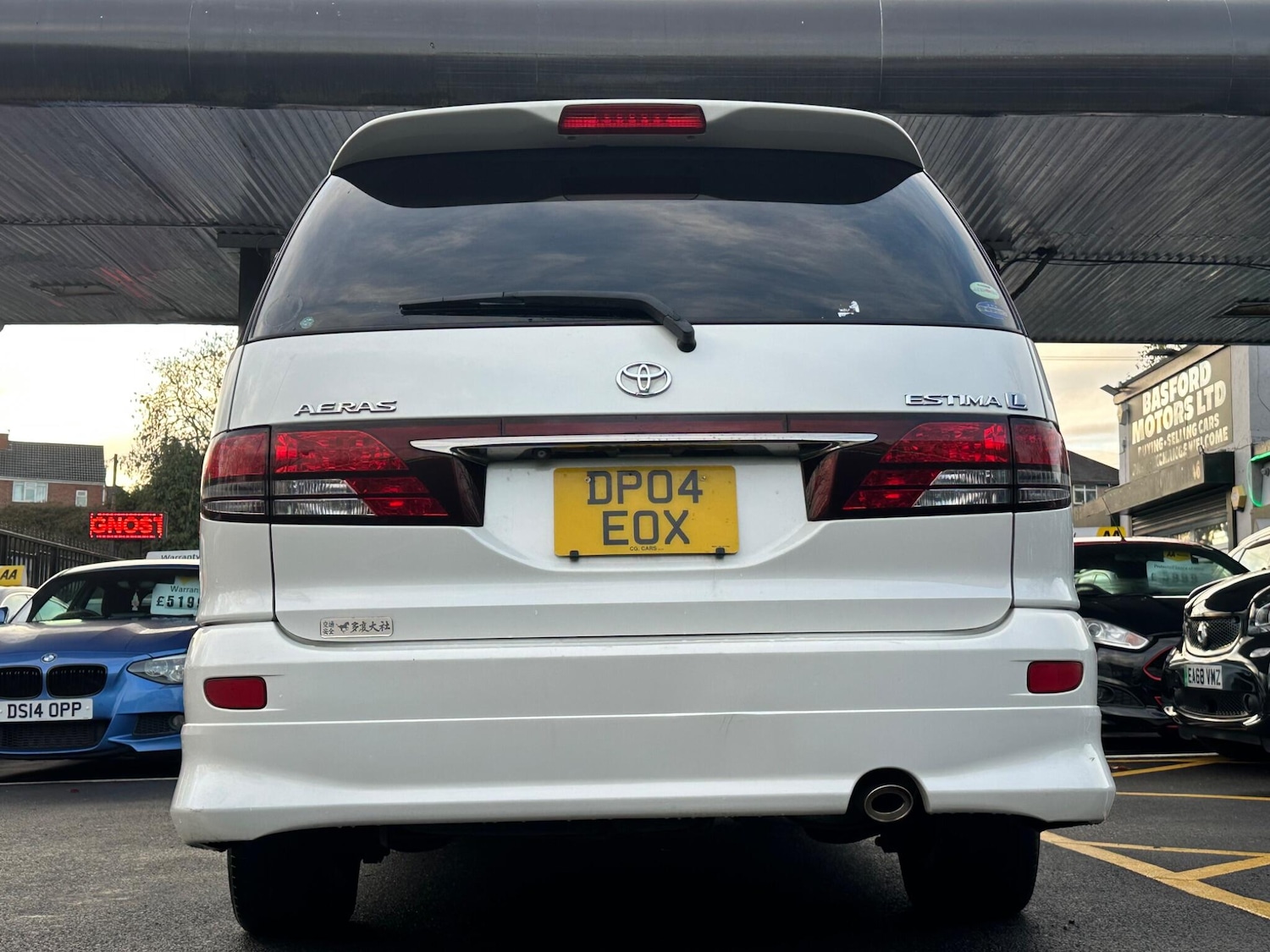 Used Toyota Estima 2017 for sale - 76771800: Photo 42