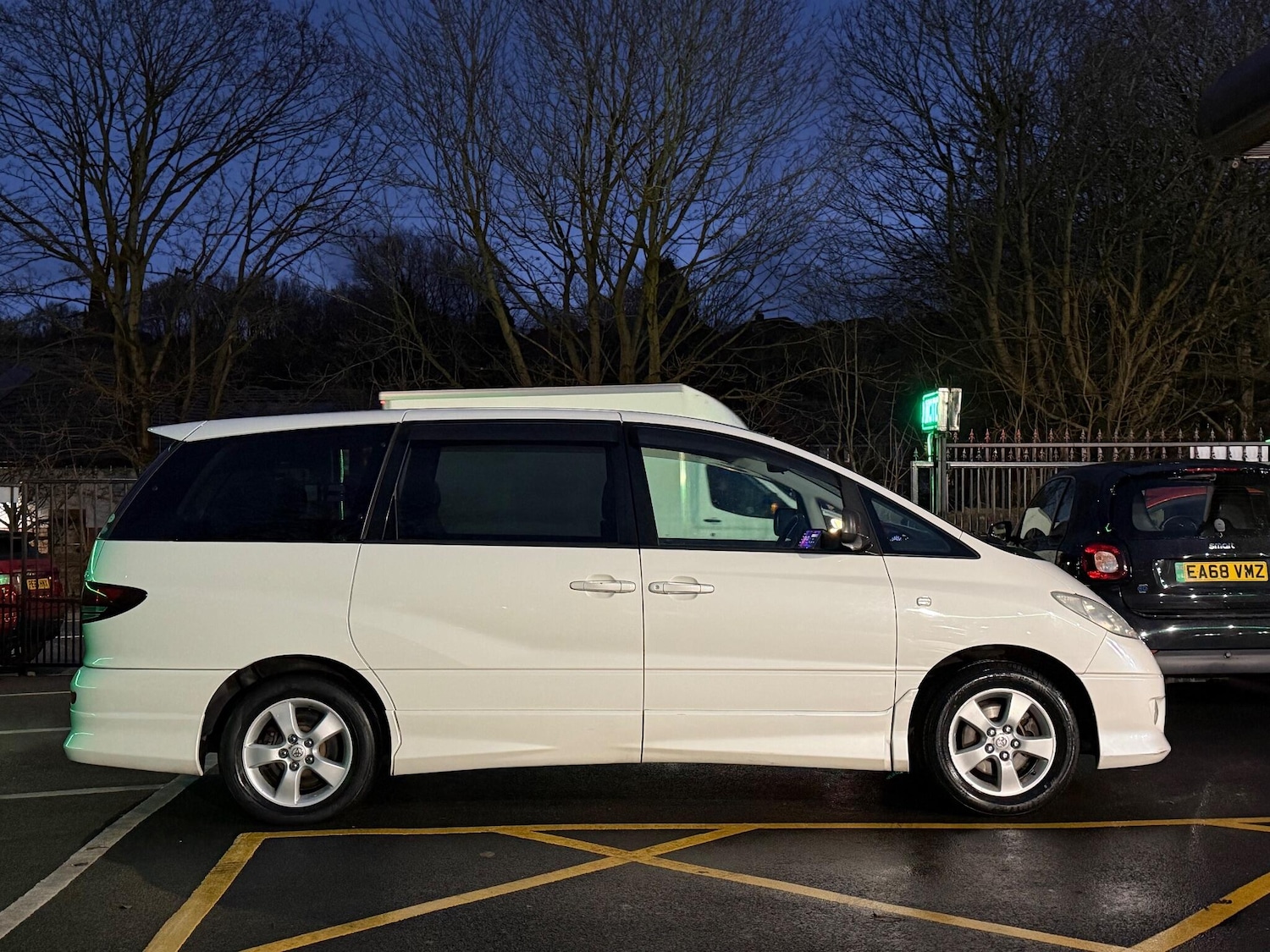 Used Toyota Estima 2017 for sale - 76771800: Photo 47