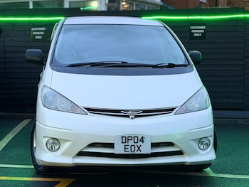 Used Toyota Estima 2004 for sale - 76771800: Photo