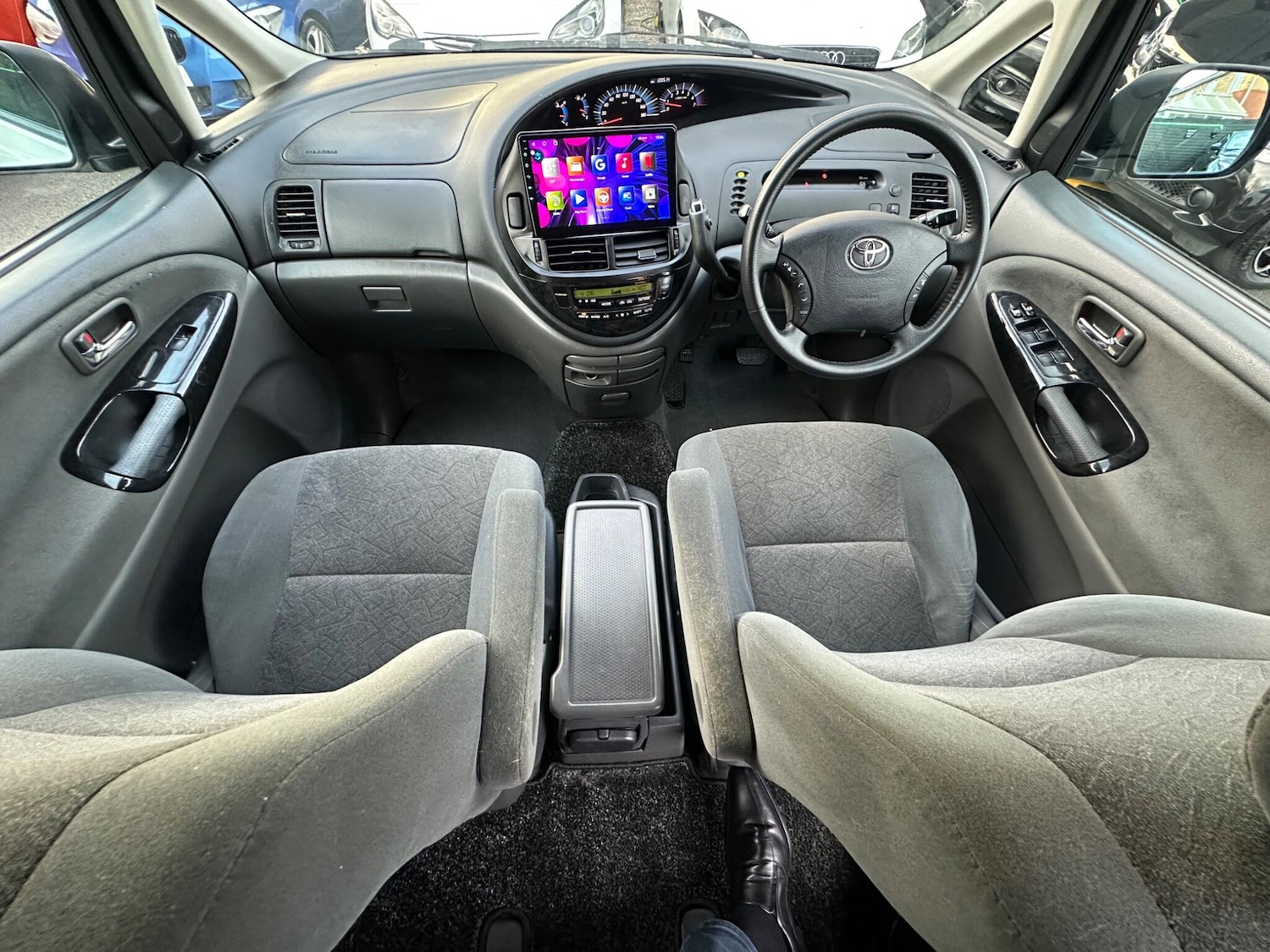 Used Toyota Estima 2017 for sale - 76771800: Photo 52