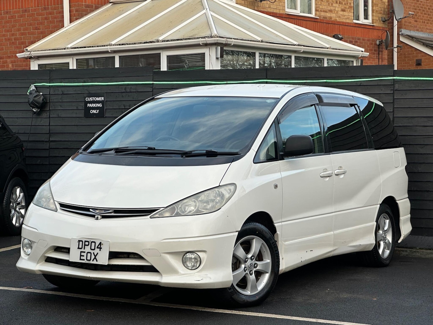 Used Toyota Estima 2017 for sale - 76771800: Photo 57