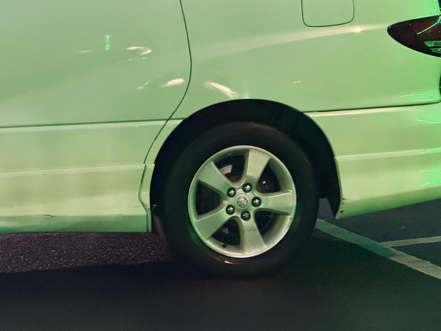 Used Toyota Estima 2017 for sale - 76771800: Photo 59