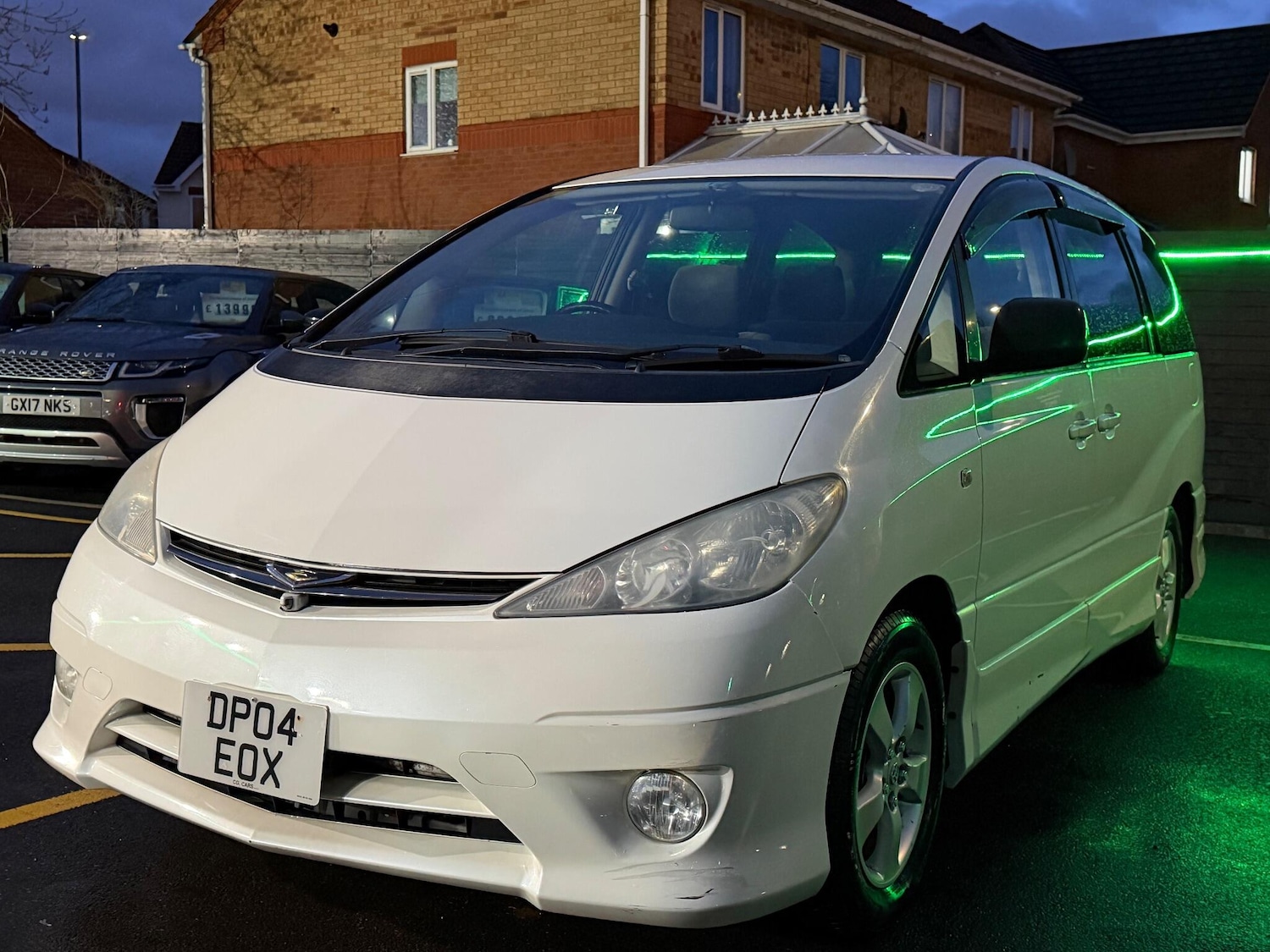 Used Toyota Estima 2017 for sale - 76771800: Photo 7