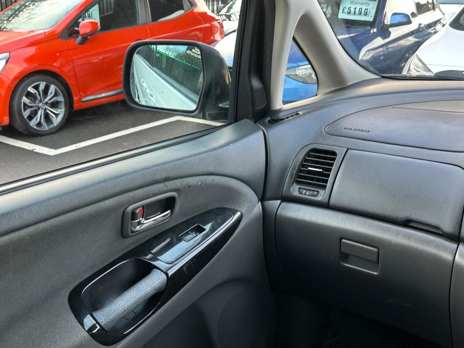 Used Toyota Estima 2017 for sale - 76771800: Photo 78