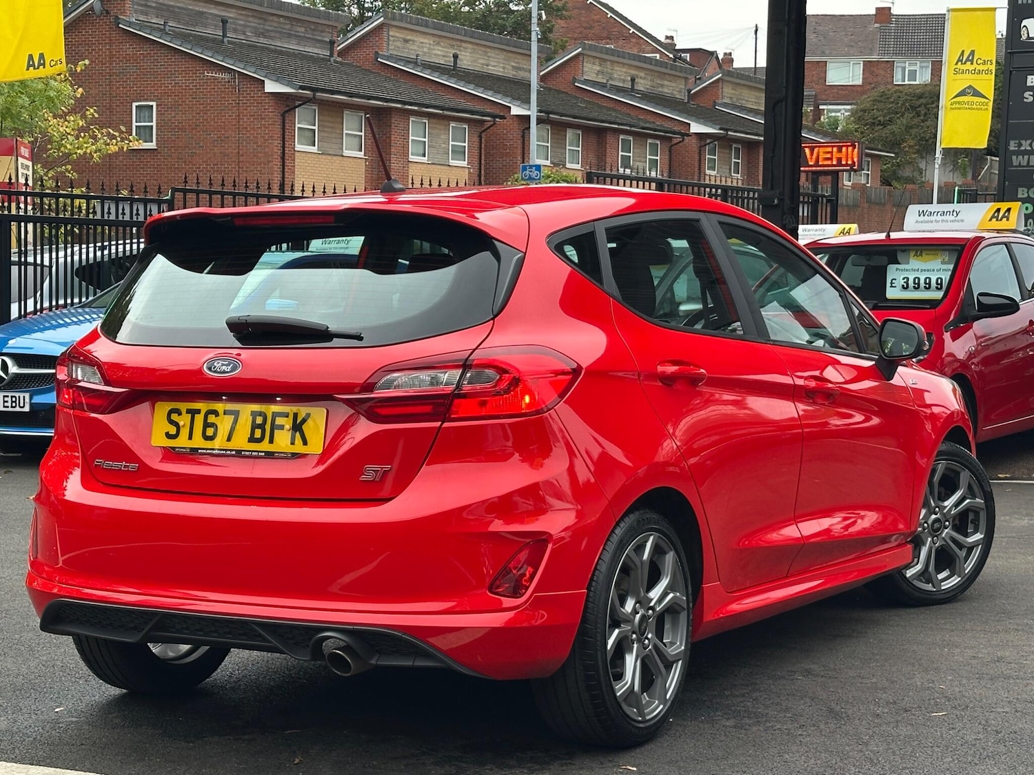 Used Ford Fiesta 2017 for sale - 76099350: Photo 2